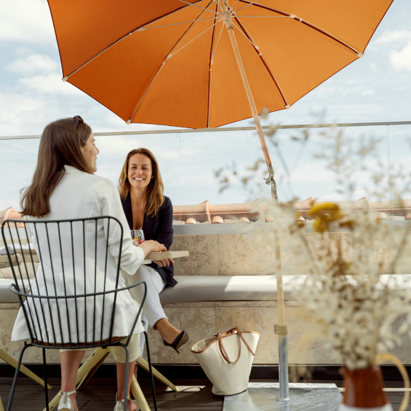 Slider 1 Alexo Schirm.jpg